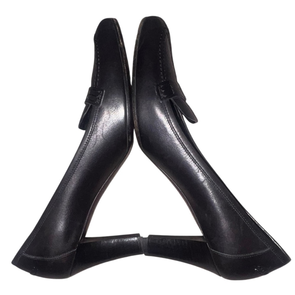 EUC Women's Salvatore Ferragamo Black Leather Loafer Heels 9.5 Classic Neutral - Picture 3 of 9